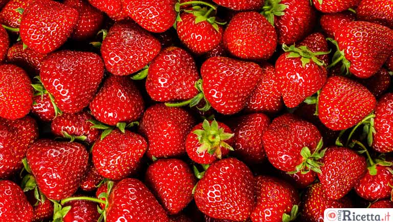 Falsi frutti: cosa sono e perché non sono frutti veri?